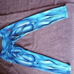 Violate the dress code Superhero leggings